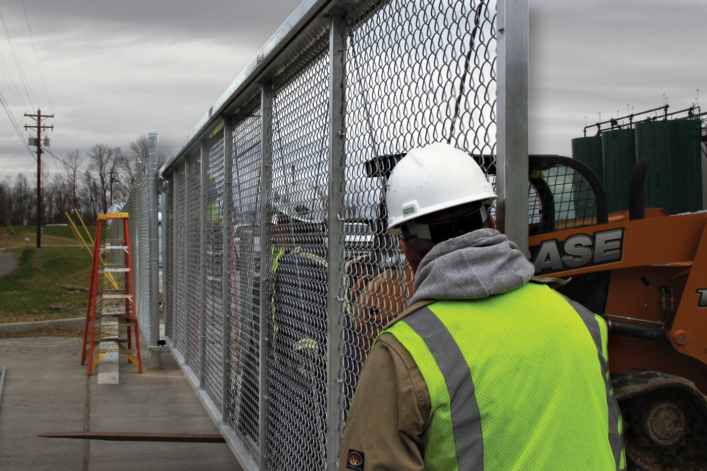 Strauss Fence LLC - Cantilever Roller Gates